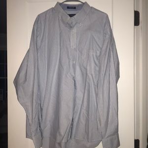 Chaps Men’s button down dress shirt